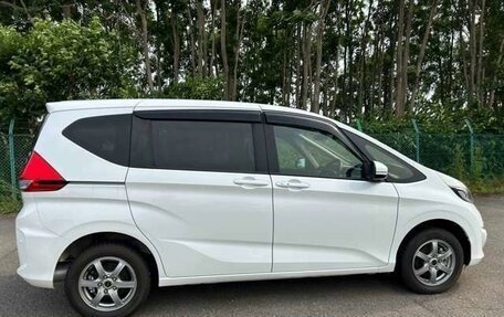 Honda Freed II, 2019 год, 1 118 000 рублей, 9 фотография