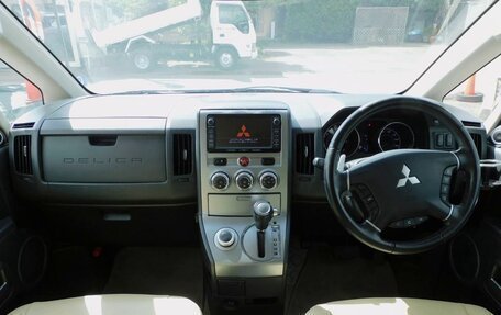 Mitsubishi Delica D:5 I, 2018 год, 1 796 000 рублей, 12 фотография