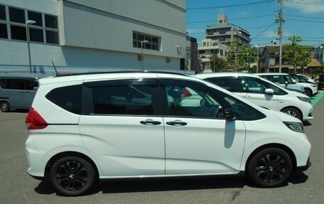 Honda Freed II, 2022 год, 1 154 000 рублей, 4 фотография