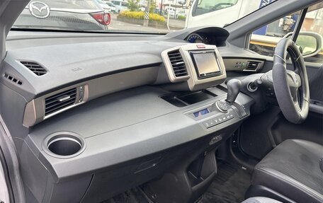 Honda Freed I, 2016 год, 841 000 рублей, 24 фотография