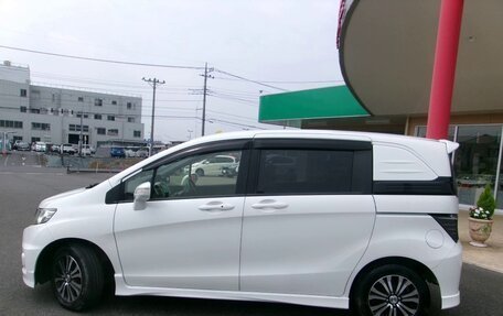 Honda Freed I, 2016 год, 843 000 рублей, 2 фотография