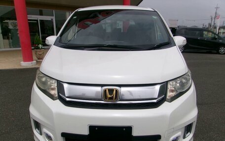 Honda Freed I, 2016 год, 843 000 рублей, 6 фотография
