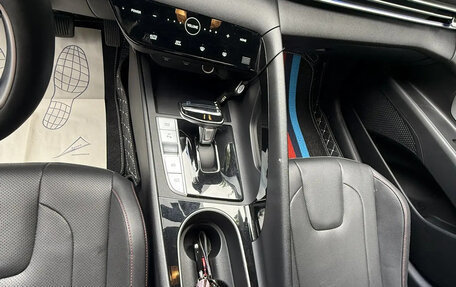 Hyundai Elantra, 2023 год, 1 210 000 рублей, 17 фотография