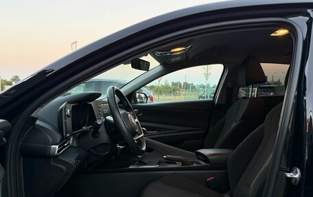 Hyundai Elantra, 2021 год, 1 999 000 рублей, 9 фотография