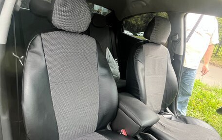 Hyundai Solaris II рестайлинг, 2013 год, 700 000 рублей, 2 фотография