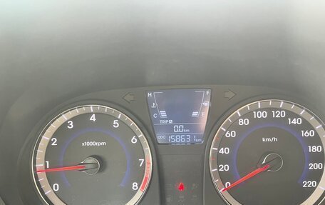 Hyundai Solaris II рестайлинг, 2013 год, 700 000 рублей, 16 фотография