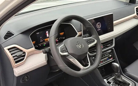Volkswagen Tharu, 2025 год, 1 995 000 рублей, 6 фотография