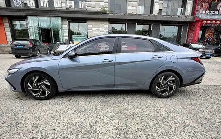 Hyundai Elantra, 2023 год, 1 430 018 рублей, 8 фотография