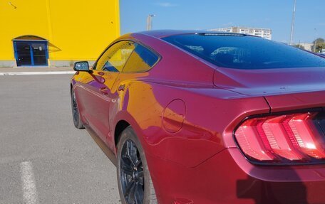Ford Mustang VI рестайлинг, 2018 год, 2 100 000 рублей, 6 фотография