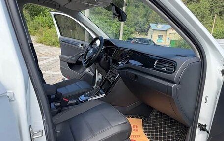 Volkswagen T-Roc I, 2022 год, 1 420 000 рублей, 8 фотография