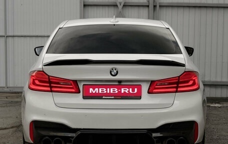 BMW 5 серия, 2018 год, 2 800 000 рублей, 6 фотография