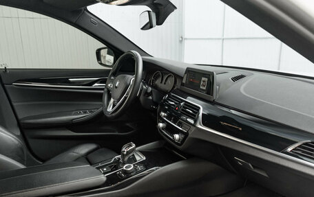 BMW 5 серия, 2018 год, 2 800 000 рублей, 13 фотография