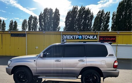 Toyota Land Cruiser 100 рестайлинг 2, 1999 год, 1 310 000 рублей, 6 фотография