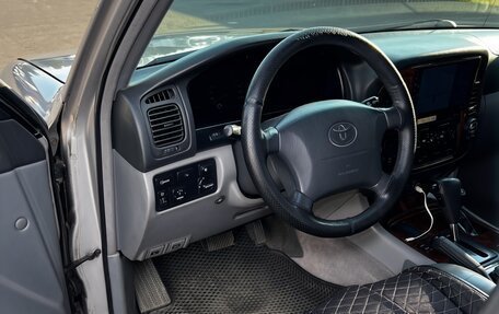 Toyota Land Cruiser 100 рестайлинг 2, 1999 год, 1 310 000 рублей, 8 фотография
