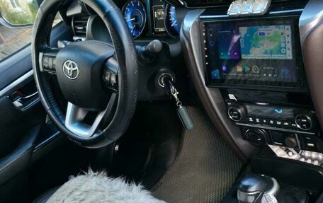 Toyota Fortuner II, 2022 год, 4 500 000 рублей, 9 фотография