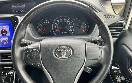 Toyota Noah III, 2021 год, 1 750 000 рублей, 8 фотография