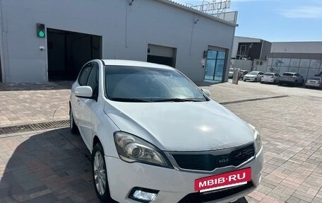 KIA cee'd I рестайлинг, 2011 год, 589 000 рублей, 6 фотография