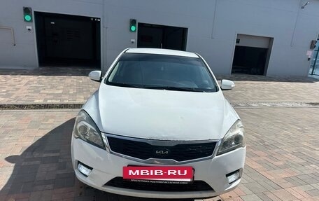KIA cee'd I рестайлинг, 2011 год, 589 000 рублей, 4 фотография