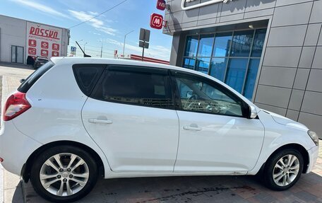 KIA cee'd I рестайлинг, 2011 год, 589 000 рублей, 10 фотография