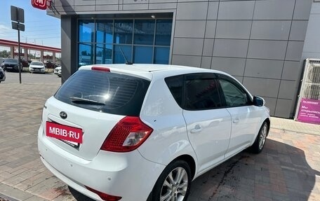 KIA cee'd I рестайлинг, 2011 год, 589 000 рублей, 12 фотография