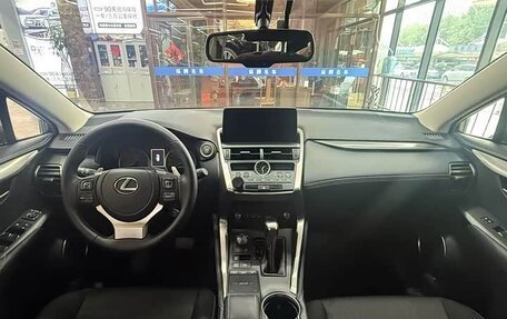 Lexus NX I, 2020 год, 2 880 000 рублей, 9 фотография