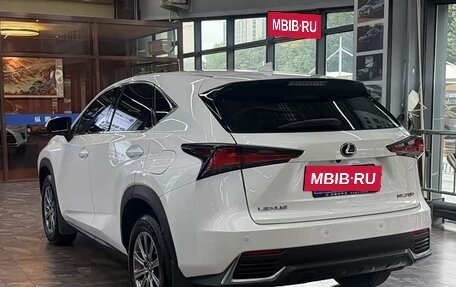 Lexus NX I, 2020 год, 2 880 000 рублей, 6 фотография