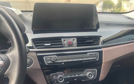 BMW X1, 2022 год, 1 980 000 рублей, 13 фотография