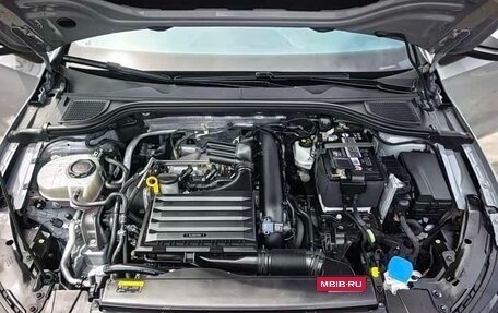 Volkswagen Golf VIII, 2022 год, 1 580 000 рублей, 16 фотография