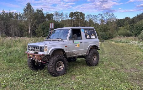 Mitsubishi Pajero III рестайлинг, 1983 год, 530 000 рублей, 3 фотография