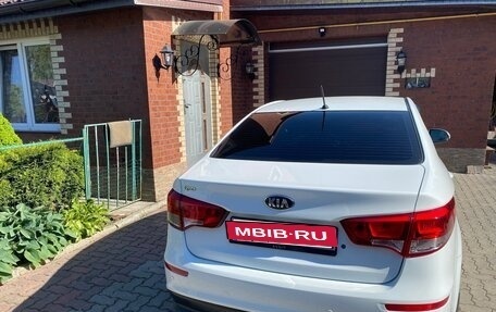 KIA Rio III рестайлинг, 2016 год, 1 120 000 рублей, 5 фотография