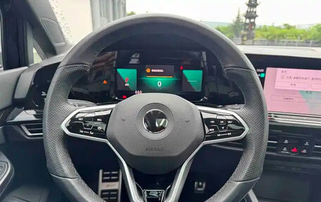 Volkswagen Golf VIII, 2022 год, 1 681 004 рублей, 12 фотография