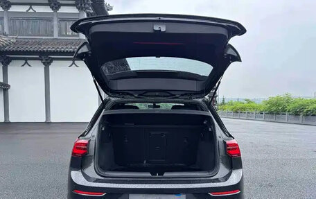 Volkswagen Golf VIII, 2022 год, 1 681 004 рублей, 21 фотография