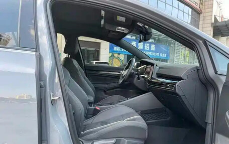 Volkswagen Golf VIII, 2023 год, 1 680 004 рублей, 10 фотография