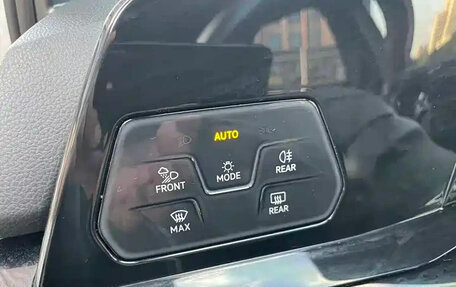 Volkswagen Golf VIII, 2023 год, 1 680 004 рублей, 18 фотография
