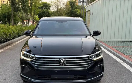 Volkswagen Lavida, 2023 год, 1 436 300 рублей, 2 фотография