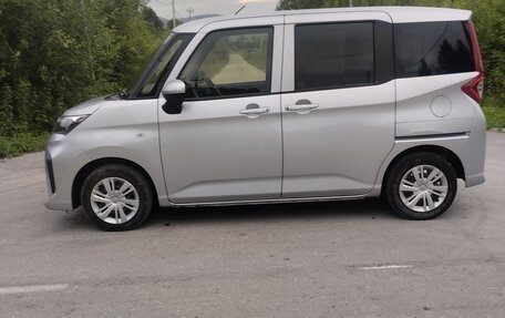 Toyota Roomy I, 2022 год, 1 189 000 рублей, 4 фотография