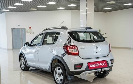 Renault Sandero II рестайлинг, 2015 год, 780 000 рублей, 4 фотография