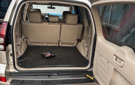 Toyota Land Cruiser Prado 120 рестайлинг, 2008 год, 1 999 000 рублей, 6 фотография