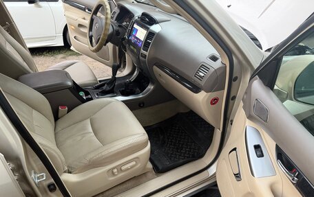 Toyota Land Cruiser Prado 120 рестайлинг, 2008 год, 1 999 000 рублей, 10 фотография