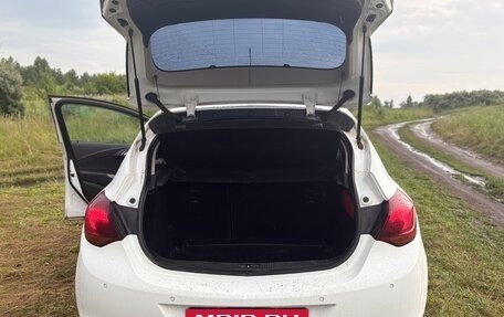 Opel Astra J, 2011 год, 700 000 рублей, 7 фотография