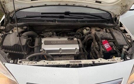 Opel Astra J, 2011 год, 700 000 рублей, 9 фотография