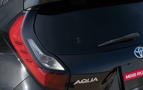 Toyota Aqua, 2022 год, 1 300 000 рублей, 10 фотография