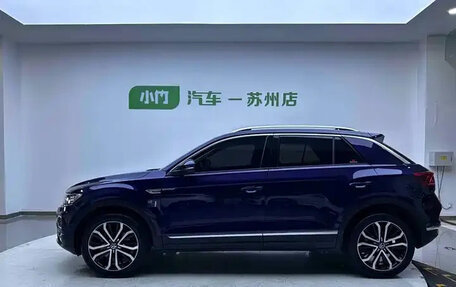 Volkswagen T-Roc I, 2022 год, 1 254 000 рублей, 5 фотография