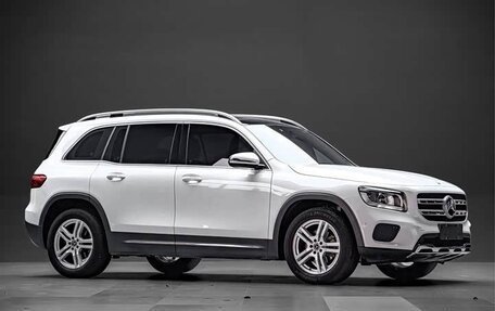 Mercedes-Benz GLB, 2021 год, 2 407 010 рублей, 4 фотография