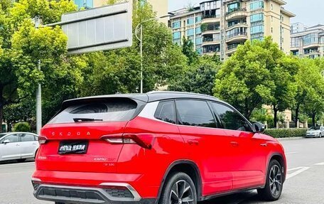 Skoda Karoq I, 2023 год, 1 580 000 рублей, 6 фотография