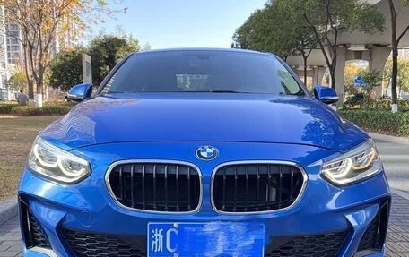 BMW 1 серия, 2019 год, 2 270 000 рублей, 3 фотография