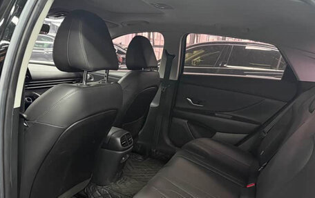 Hyundai Elantra, 2022 год, 1 345 000 рублей, 10 фотография