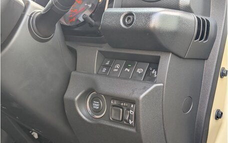 Suzuki Jimny, 2025 год, 1 972 000 рублей, 17 фотография