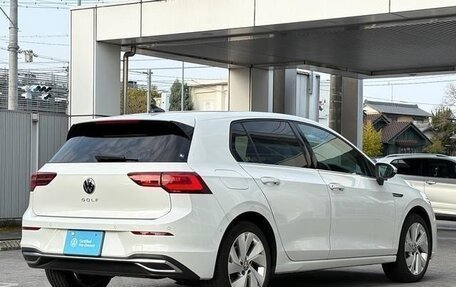 Volkswagen Golf VIII, 2023 год, 1 934 700 рублей, 3 фотография