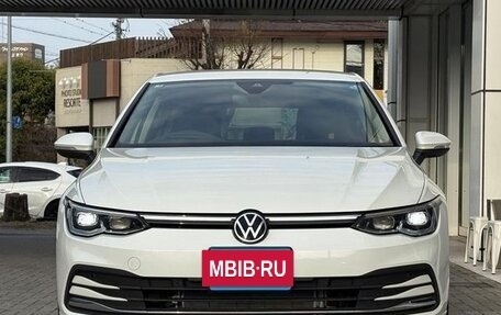 Volkswagen Golf VIII, 2023 год, 1 934 700 рублей, 7 фотография